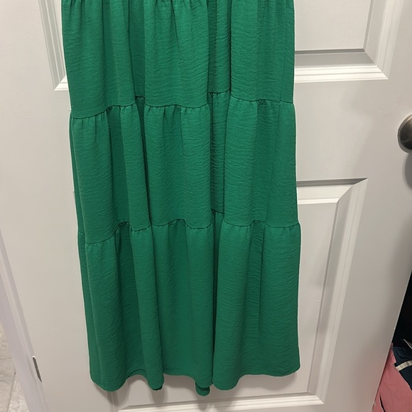 Monteau Green Smocked Tiered Midi Dress - Size Small - Picture 7 of 7
